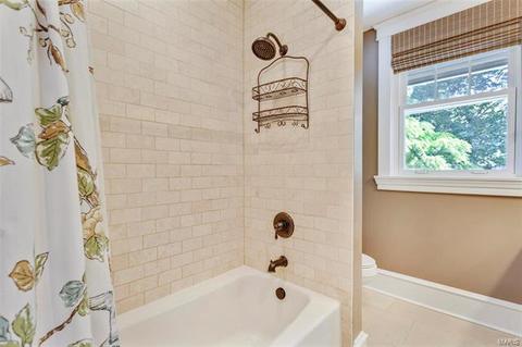 301 E Swon Ave, Saint Louis, MO 63119 photo 28