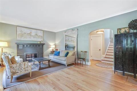 301 E Swon Ave, Saint Louis, MO 63119 photo 5