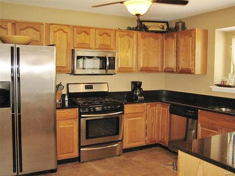 29 Dalton Valley Dr, Saint Peters, MO 63376 photo 6