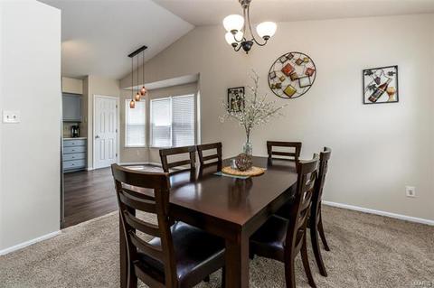 34 Dunmore Cir, O'fallon, MO 63368 photo 9