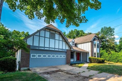 973 Hanna Valley Estates Dr, Manchester, MO 63021 photo 2