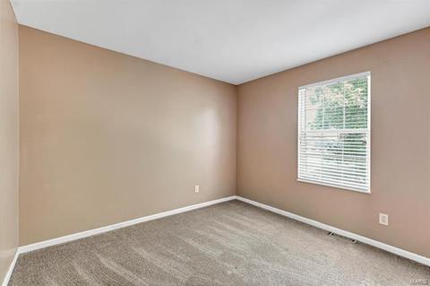 444 Tailor Ln, O'fallon, MO 63368 photo 10