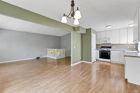 444 Tailor Ln, O'fallon, MO 63368 photo 7