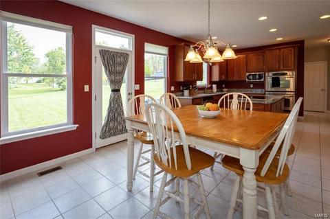 519 Joyce Ann Dr, Manchester, MO 63021 photo 8