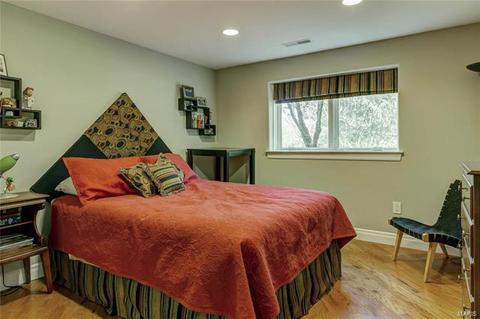 1527 Carman Rd, Ballwin, MO 63021 photo 33