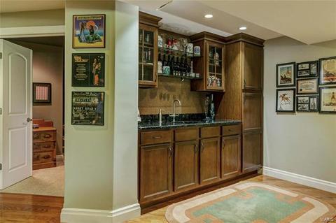 1527 Carman Rd, Ballwin, MO 63021 photo 31