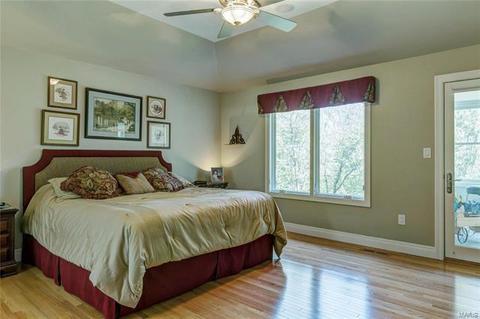 1527 Carman Rd, Ballwin, MO 63021 photo 17