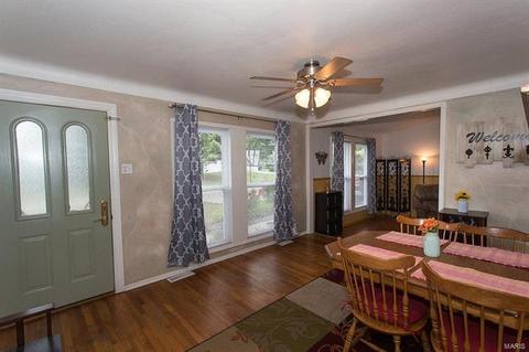 317 View Point Ln, Lake Saint Louis, MO 63367 photo 3