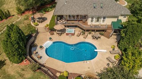 572 Malinmor Dr, Weldon Spring, MO 63304 photo 8