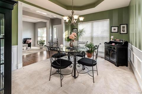 445 Mannington Dr, Saint Peters, MO 63376 photo 9
