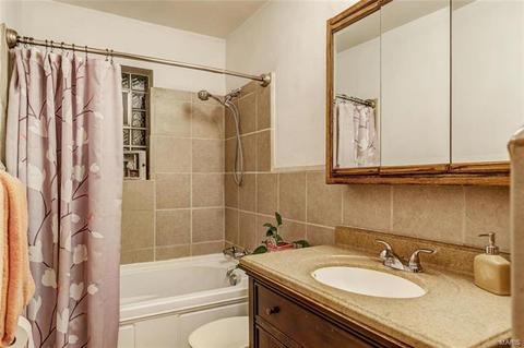 7427 Sharp Ave, Saint Louis, MO 63116 photo 16