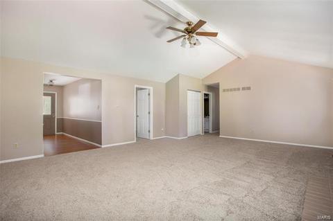 4 Dax Ct, Bridgeton, MO 63044 photo 5