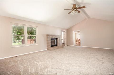 4 Dax Ct, Bridgeton, MO 63044 photo 6