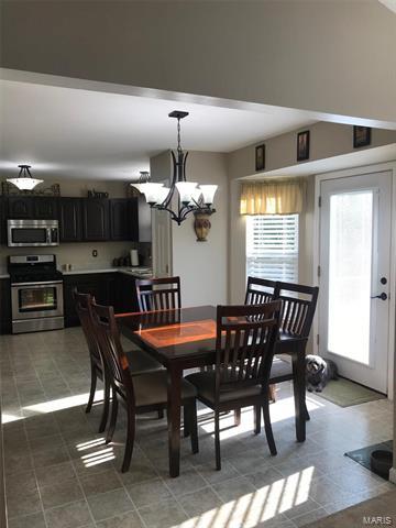 1141 Warm Winds Dr, O'fallon, MO 63366 photo 9