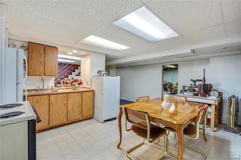 509 Gatehall, Ballwin, MO 63011 photo 18