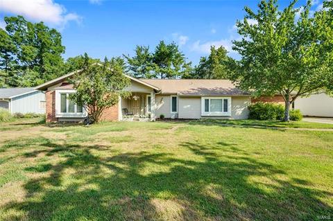 509 Gatehall, Ballwin, MO 63011 photo 1