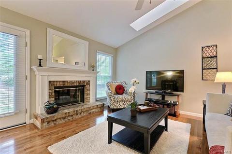 16920 Hickory Crest Dr, Wildwood, MO 63011 photo 6