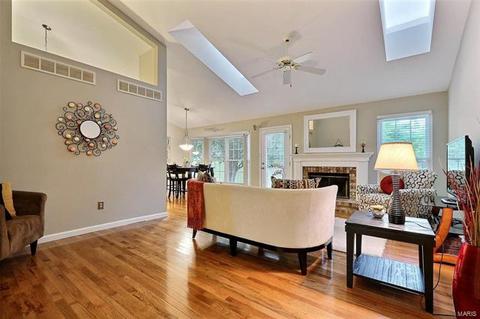 16920 Hickory Crest Dr, Wildwood, MO 63011 photo 4