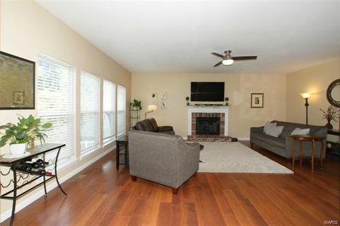 153 Valleybrook Dr, O'fallon, MO 63368 photo 37