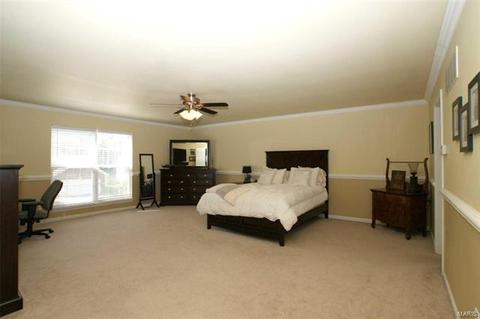153 Valleybrook Dr, O'fallon, MO 63368 photo 17