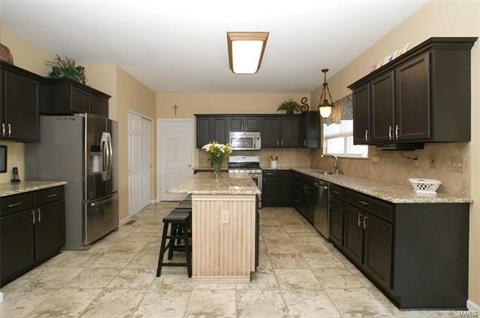 153 Valleybrook Dr, O'fallon, MO 63368 photo 8