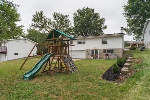 673 Walnut Point Ct, Ballwin, MO 63021 photo 28