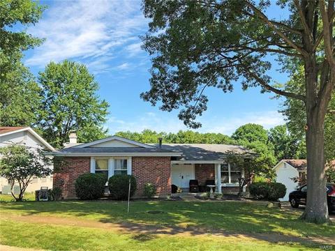 673 Walnut Point Ct, Ballwin, MO 63021 photo 1