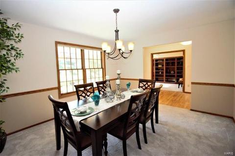 323 Redwood Forest Ct, Ballwin, MO 63021 photo 5