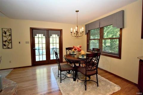 323 Redwood Forest Ct, Ballwin, MO 63021 photo 19