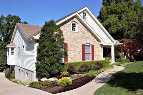 323 Redwood Forest Ct, Ballwin, MO 63021 photo 2