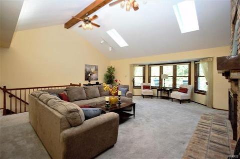 323 Redwood Forest Ct, Ballwin, MO 63021 photo 10