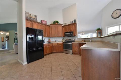 2185 Chickadee Ct, O'fallon, MO 63366 photo 9