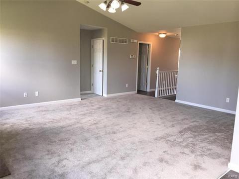 973 Tilestone Dr, O'fallon, MO 63366 photo 3
