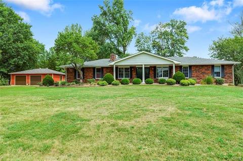 29 Bunker Dr, O'fallon, MO 63366 photo 2