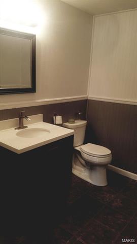 690 Walnut Point Ct, Ballwin, MO 63021 photo 22