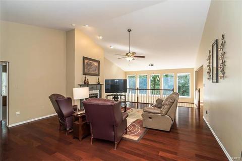 38 Saint Nicholas Ct, O'fallon, MO 63366 photo 6