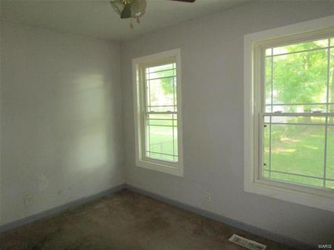 10835 Kingbee, Saint Ann, MO 63074 photo 9