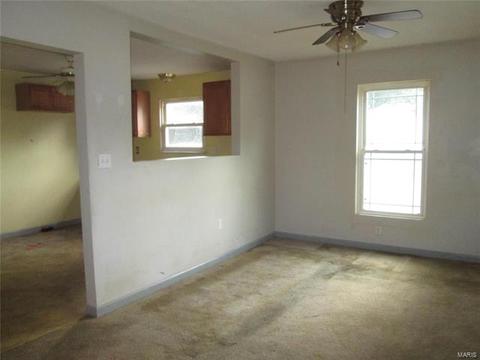 10835 Kingbee, Saint Ann, MO 63074 photo 7