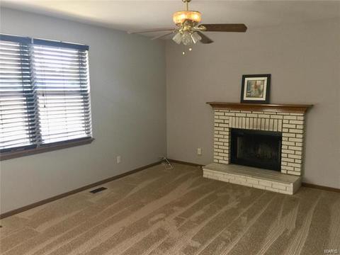 2653 Brook Meadow Ln, O'fallon, MO 63368 photo 3