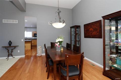 1213 Valley Pass Dr, O'fallon, MO 63366 photo 6