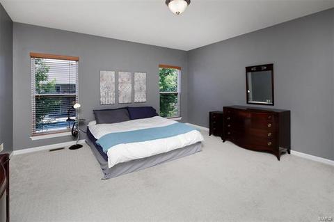 1213 Valley Pass Dr, O'fallon, MO 63366 photo 11
