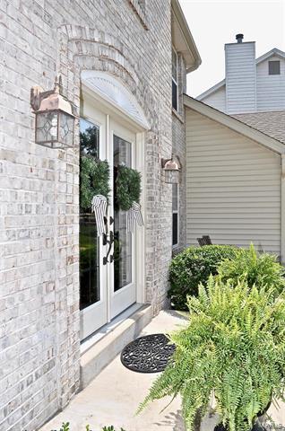 431 Leicester Square Dr, Ballwin, MO 63021 photo 3