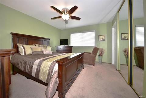 348 Parma Dr, Ballwin, MO 63021 photo 11