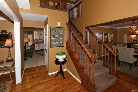 1830 Stone Canyon Cir, Manchester, MO 63021 photo 4