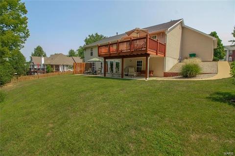 741 Blairbeth, Weldon Spring, MO 63304 photo 2