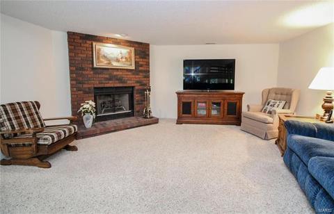 741 Blairbeth, Weldon Spring, MO 63304 photo 17