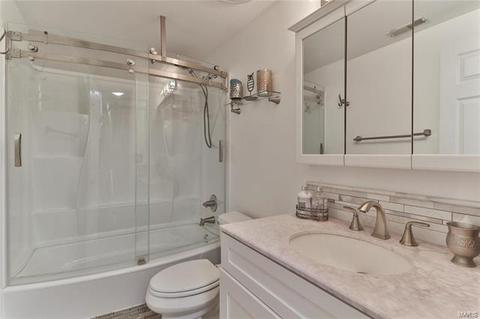 16037 Kerryton Place Dr, Ballwin, MO 63021 photo 29