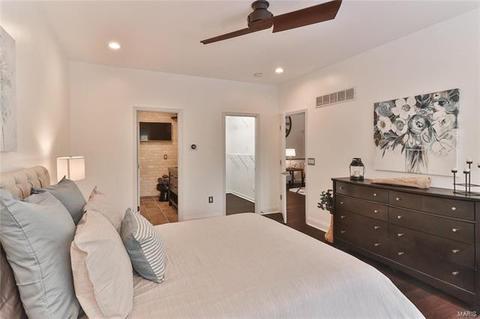 16037 Kerryton Place Dr, Ballwin, MO 63021 photo 20