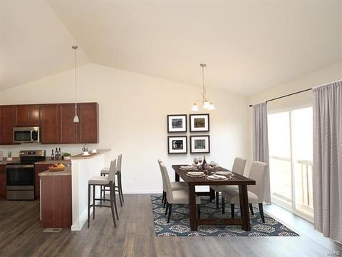 1261 Westrun Dr, Ballwin, MO 63021 photo 4