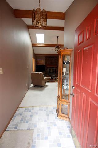1058 Columbard Dr, Ballwin, MO 63021 photo 5